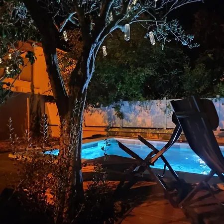 Maison Vacances 4 Etoiles Proche Avignon *